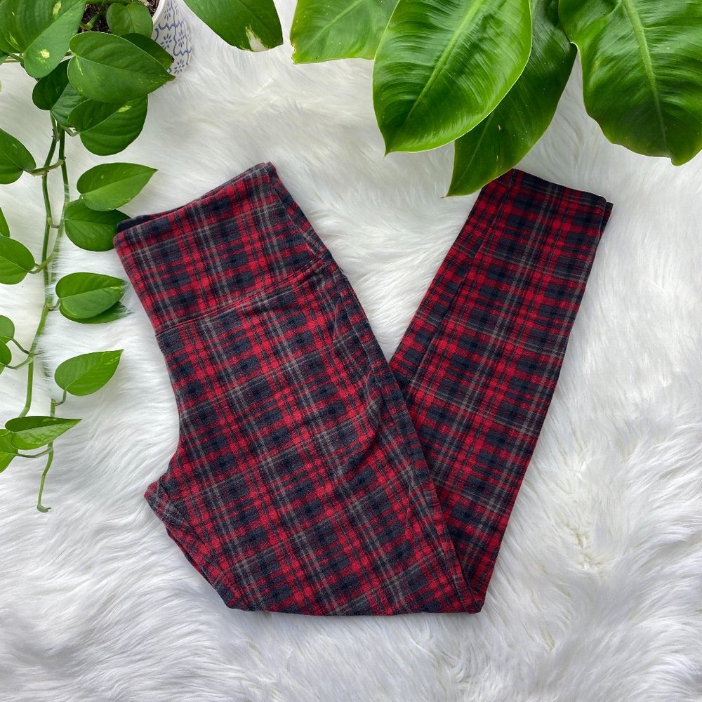Casablanca Red Plaid Leggings Stretch Comfort